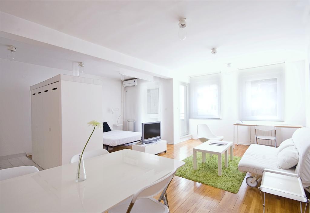 Miu Arena Apartment بلغراد الغرفة الصورة